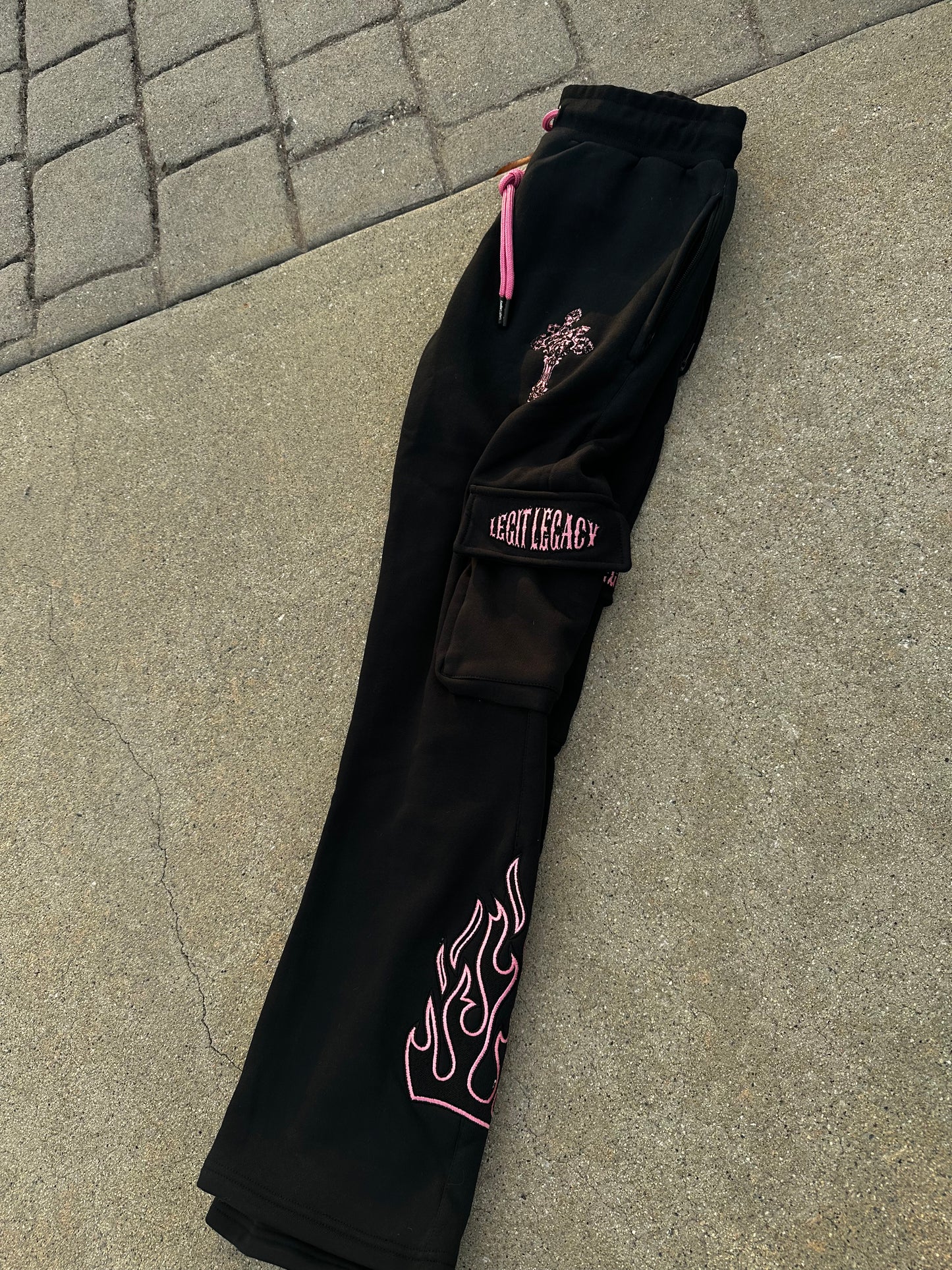 MIDNIGHT PINK Wealth joggers