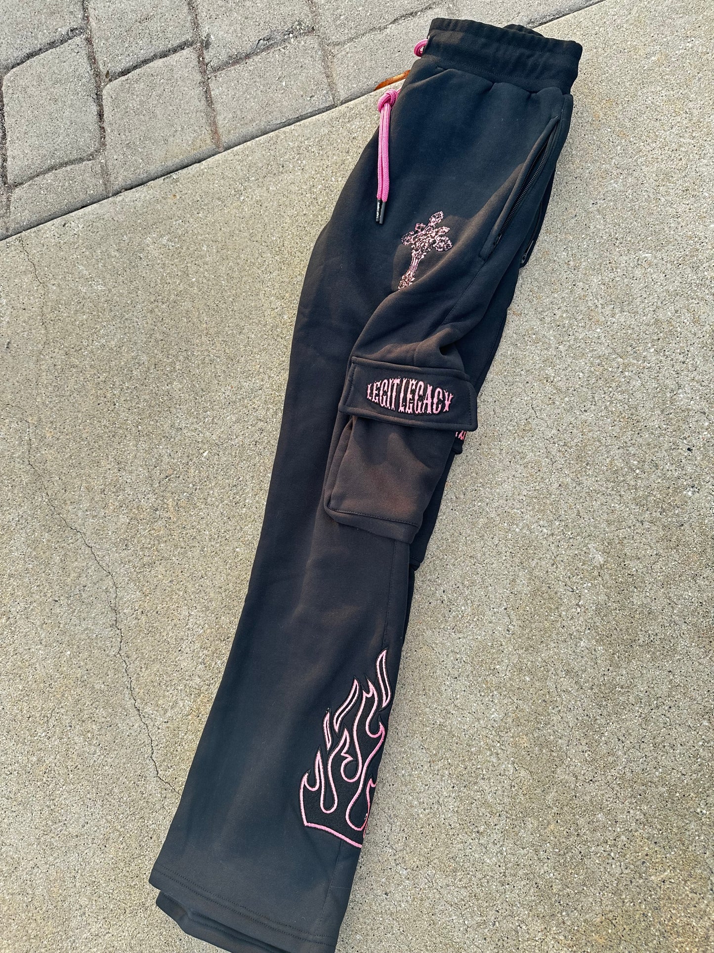 MIDNIGHT PINK Wealth joggers